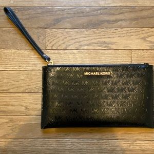 Michael Kors Wristlet